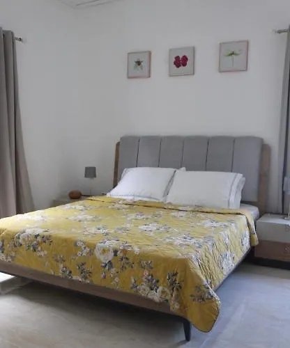 Ogumka 2 , Self Catering , Santa Maria , Mahe , Seychelles *